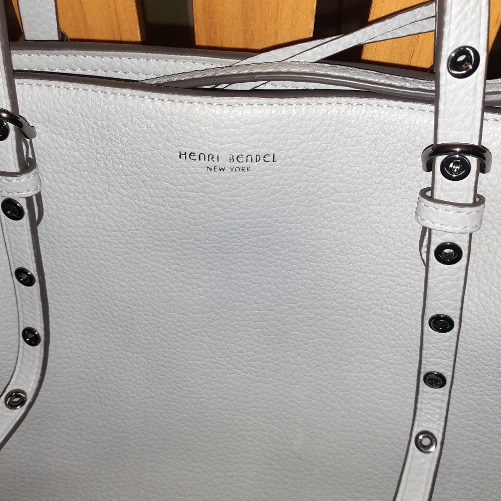 Handbag - Picture 3 of 8